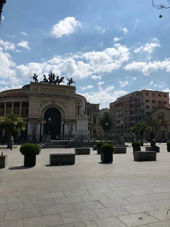 Liberty Palace Palermo Bed & Breakfast